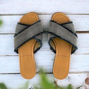 Stuart Weitzman Edgedout Glitter & Blue Denim Fringe Sliders Sandals Size 10